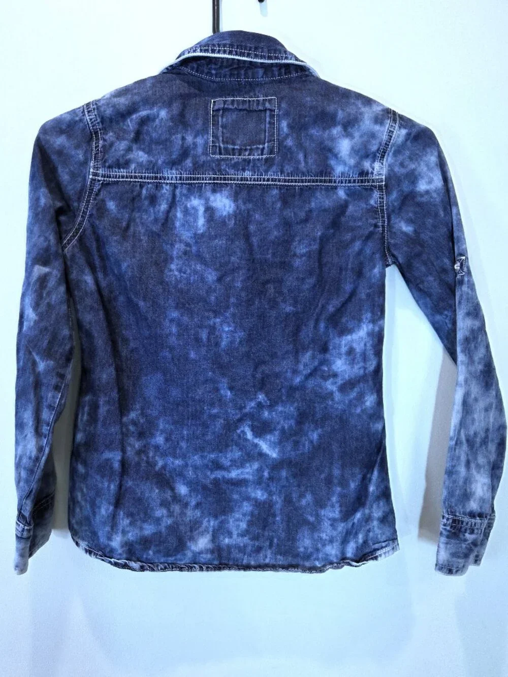NWOT Justice Blue Marble Dyed Button Down Shirt with Glitter Buttons Size 10